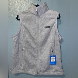 Heather gray Columbia fleece vest